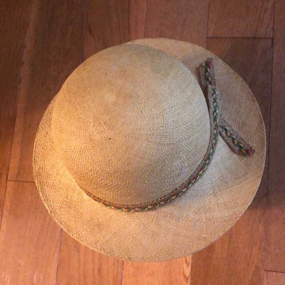 Vintage straw hat with burlap rimmed embellishment - Picture 1 of 6